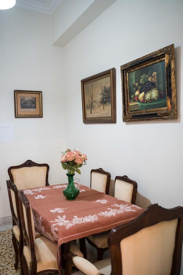 Koukaki Traditional Apartment Athens Exterior photo