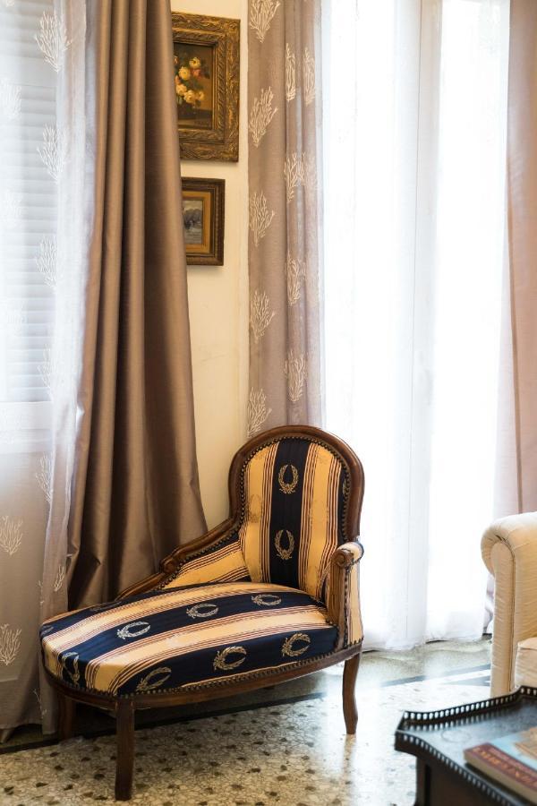 Koukaki Traditional Apartment Athens Exterior photo